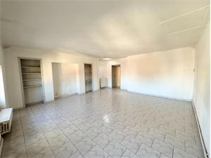 t3 à la location -   84000  AVIGNON, surface 84 m2 location t3 - UBI442580297